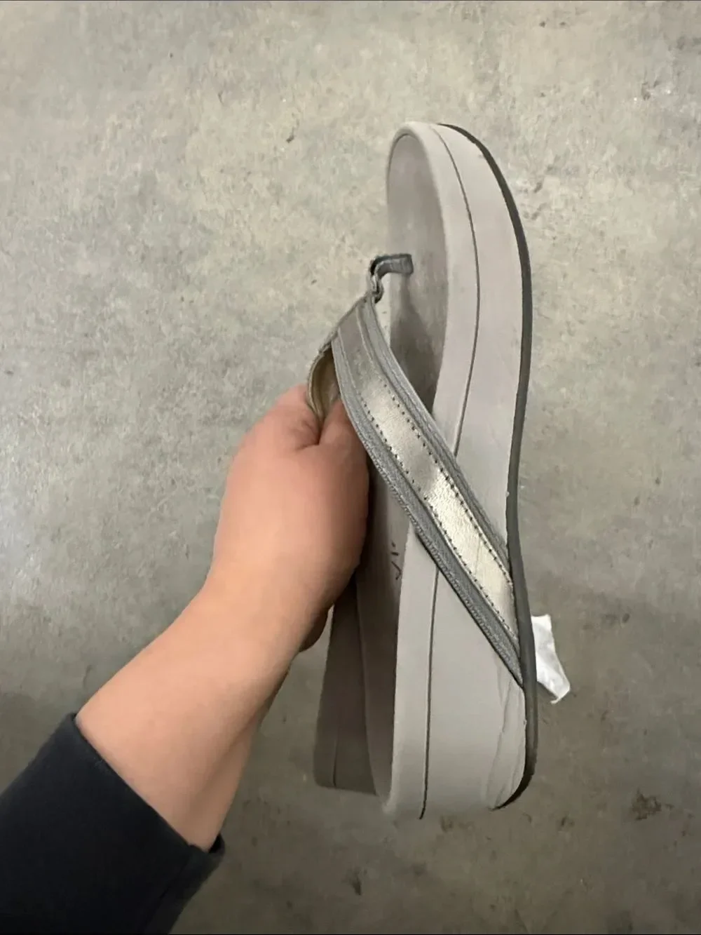 Vionic Metallic Pewter Thong Sandals - Women's